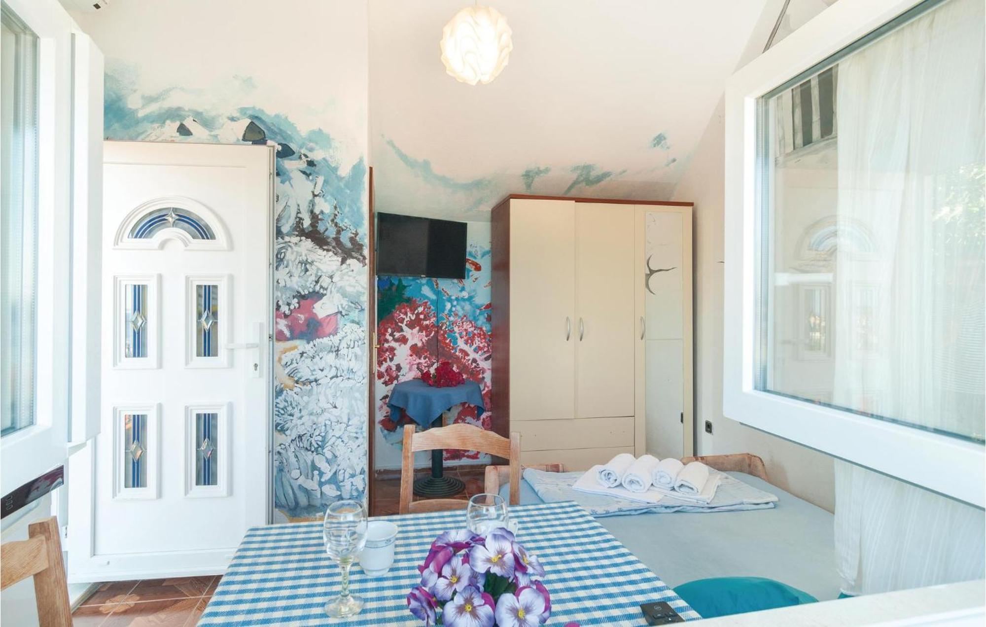 Gorgeous Apartment In Omis With House Sea View 外观 照片