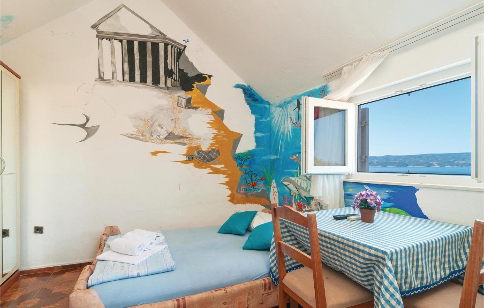 Gorgeous Apartment In Omis With House Sea View 外观 照片